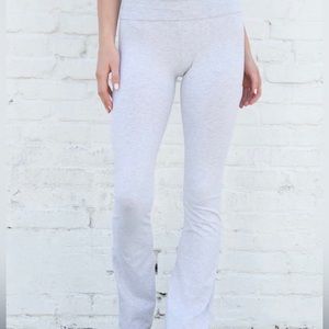 Light gray brandy Melville flair leggings